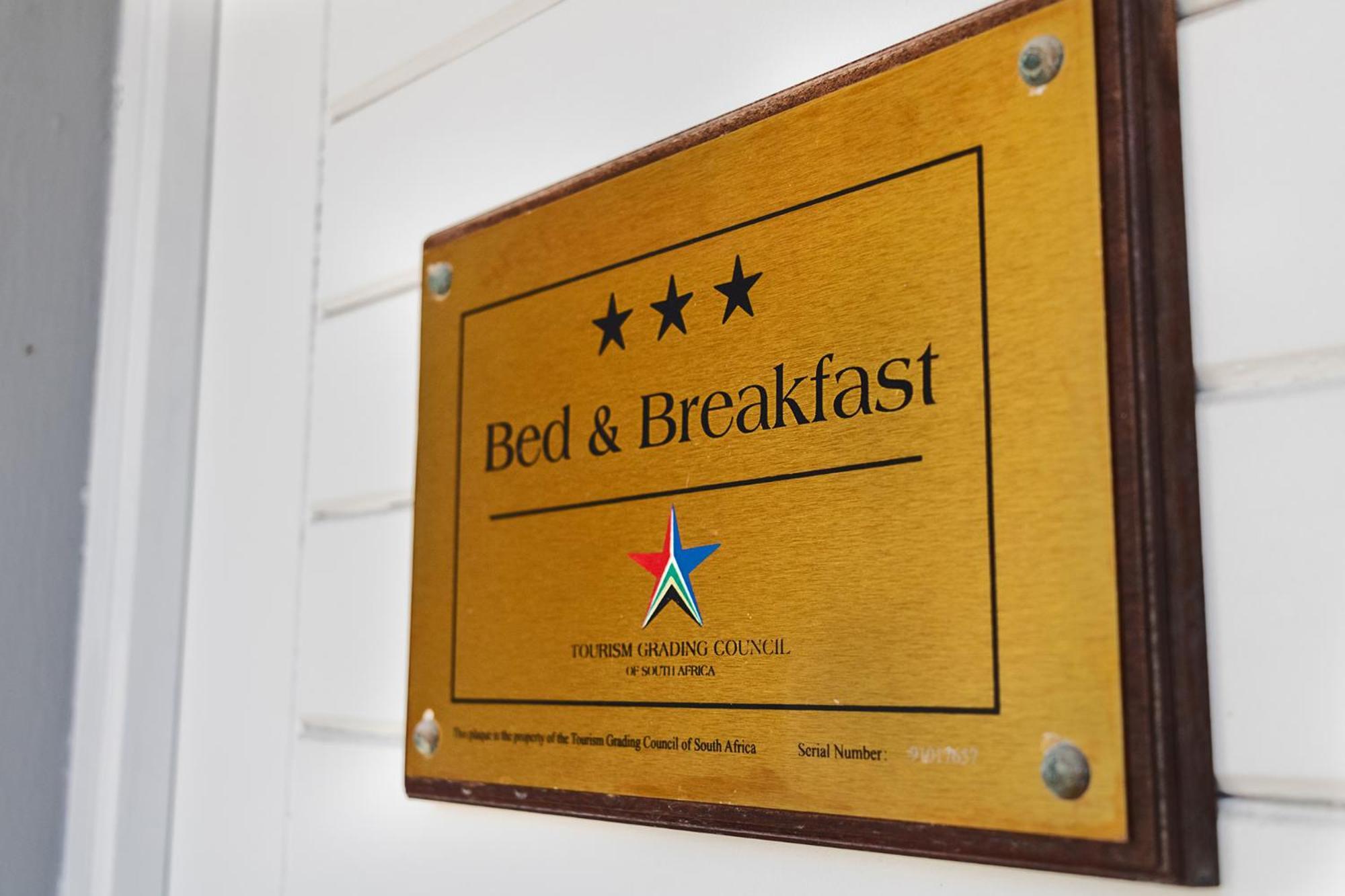 The Sandcastle Guesthouse - Мелкбосстранд Экстерьер фото